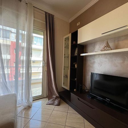 Elegant Apartment In Lungomare - N 23 Vlorë Extérieur photo