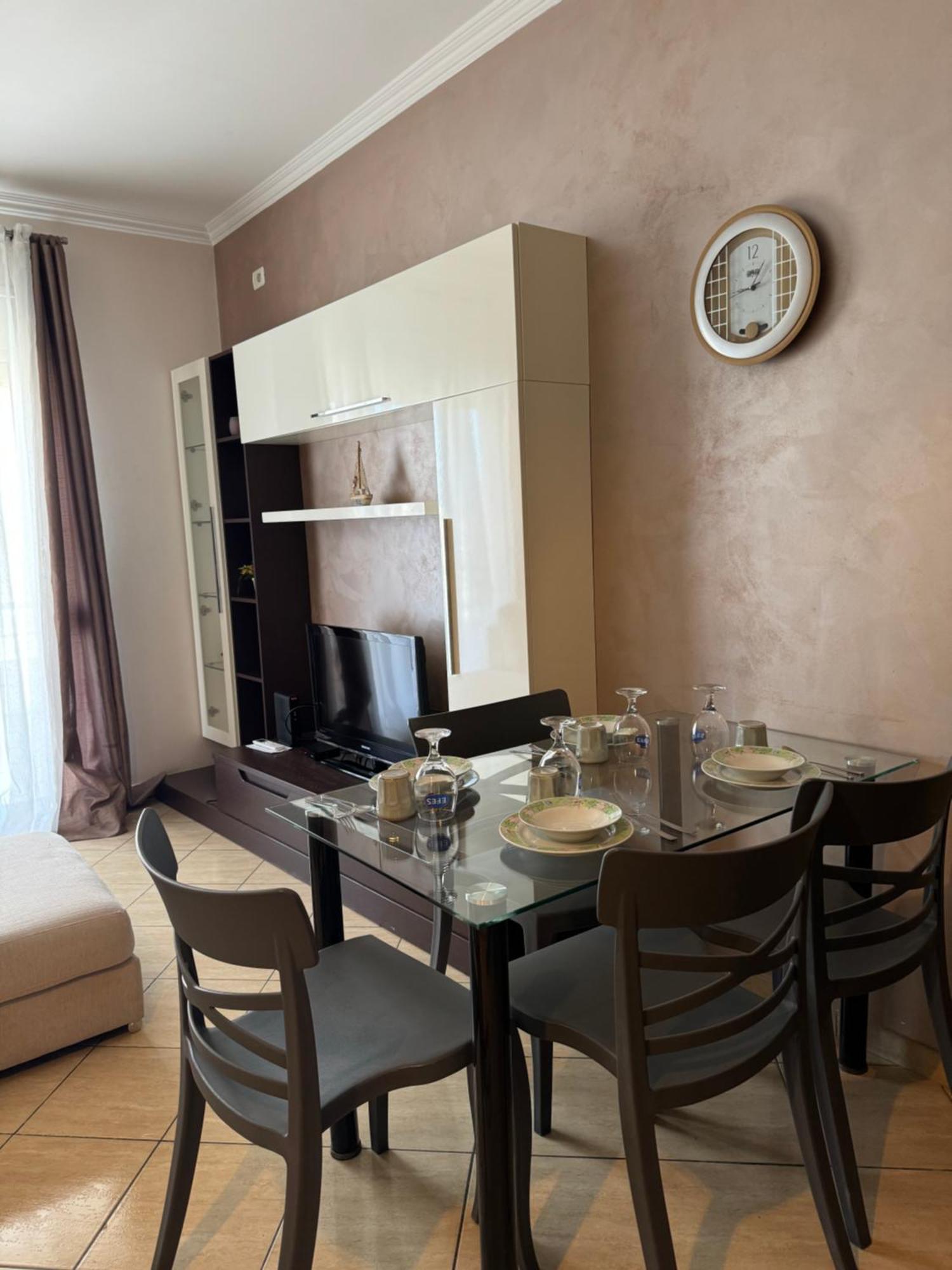 Elegant Apartment In Lungomare - N 23 Vlorë Extérieur photo